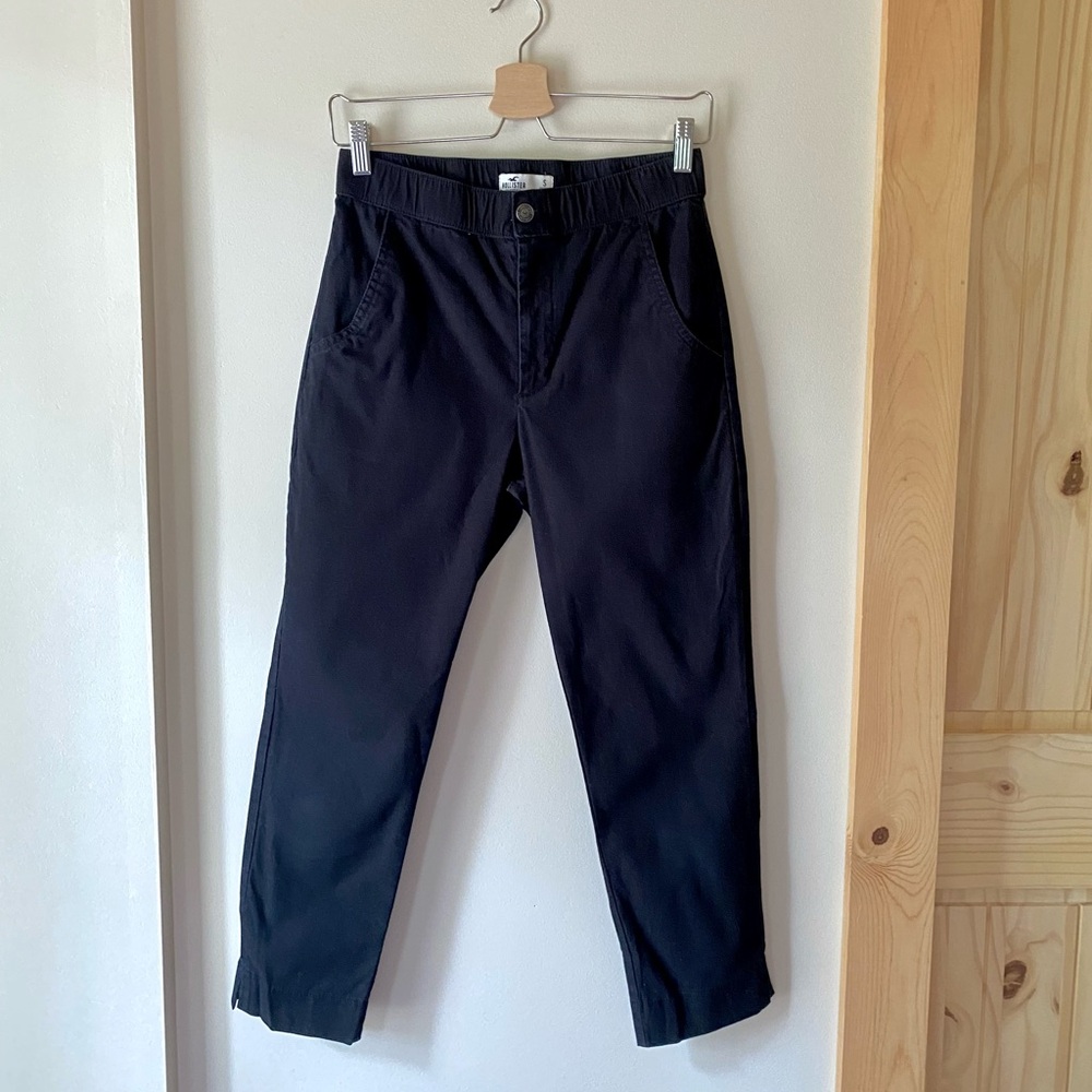 Hollister High Rise Mom Pants